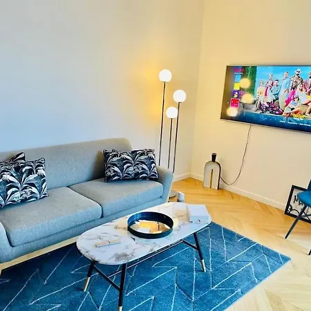 Luxury 1 Bedroom In Center With Terrace&parking 51b *