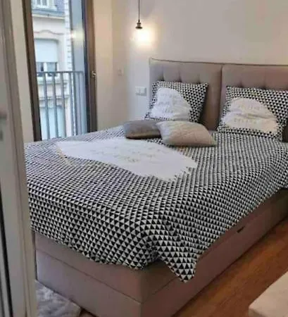Luxury 1 Bedroom In Center With Terrace&parking 51b 아파트 룩셈부르크